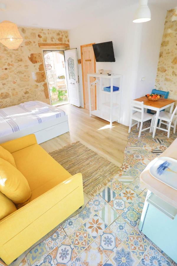 Ravi Boutique Home - 1 Minute Walk From Beach Kalyves Luaran gambar
