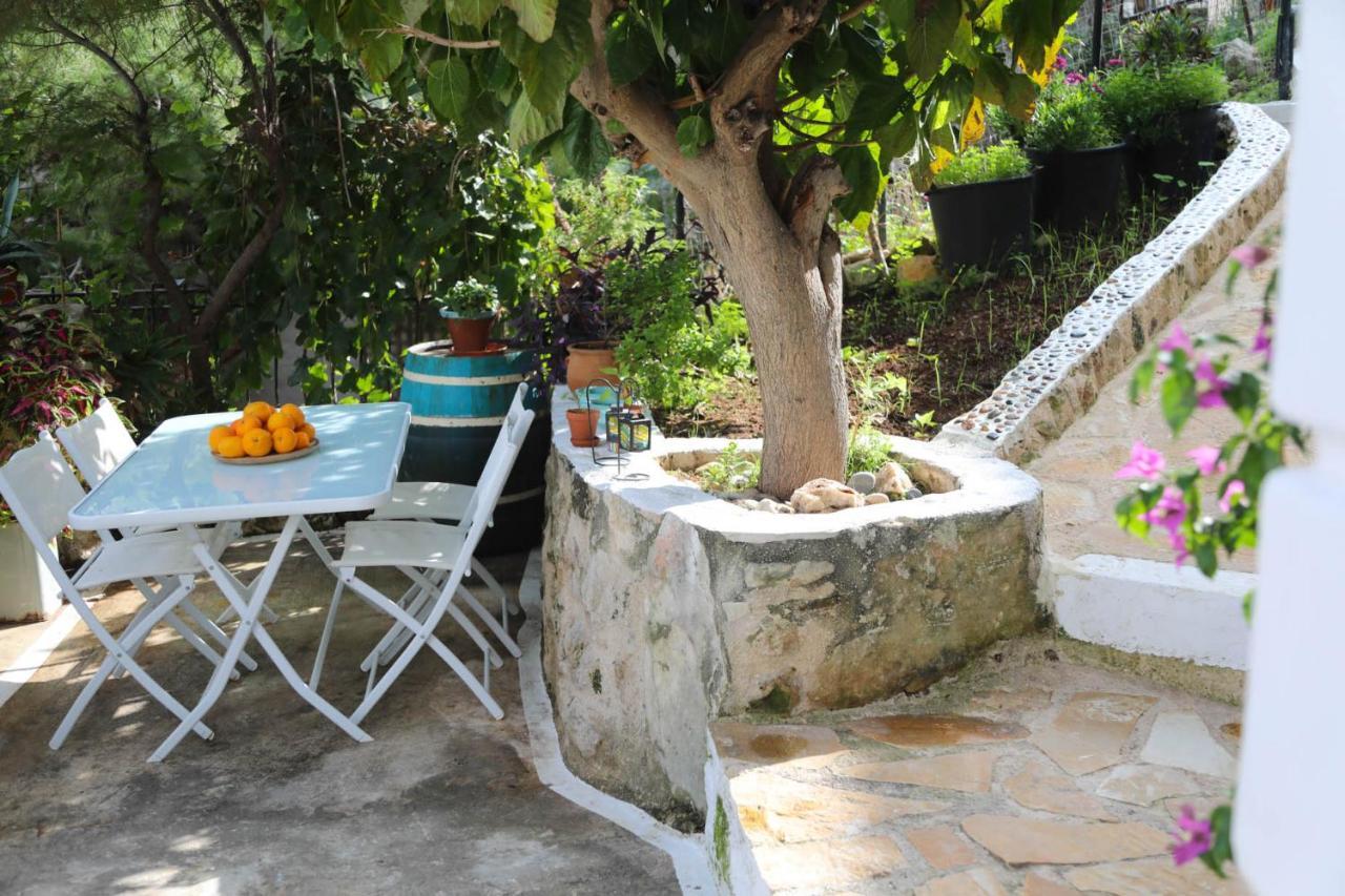 Ravi Boutique Home - 1 Minute Walk From Beach Kalyves Luaran gambar