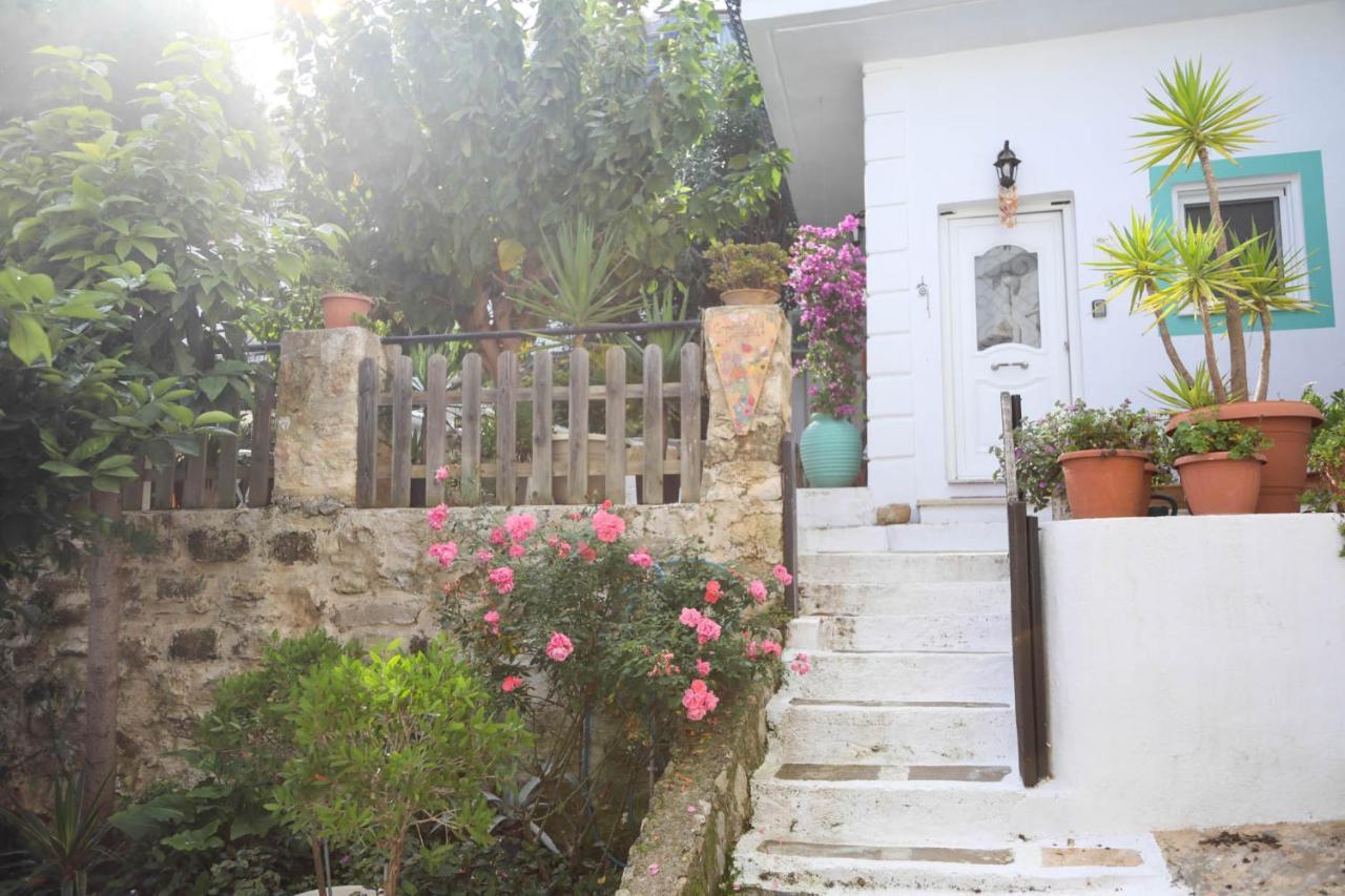 Ravi Boutique Home - 1 Minute Walk From Beach Kalyves Luaran gambar